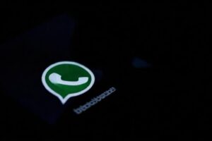 Una alerta digital amenaza con engaño