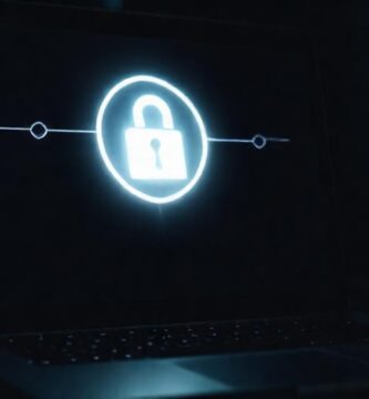 Conexión oculta en interfaz oscura