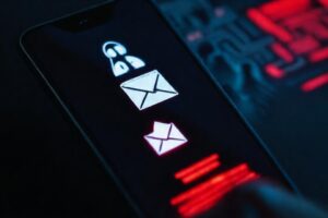 La tecnología genera temor y engaño