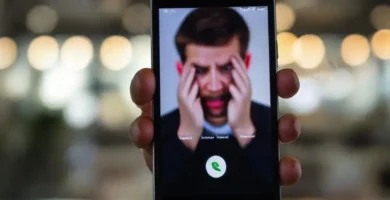 Un smartphone frustrante bloquea una llamada
