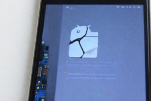 El usuario frustrado resolvió un error