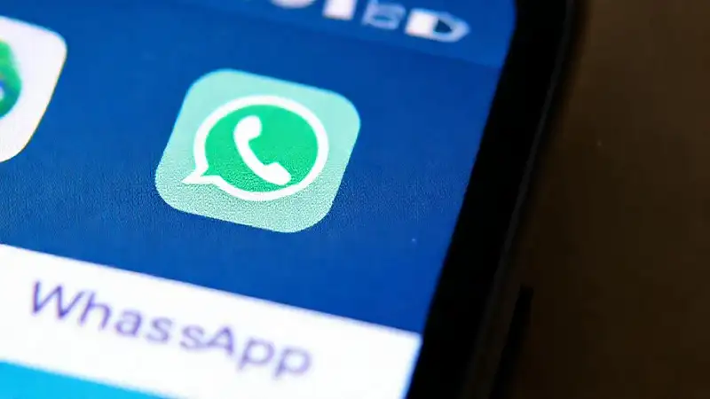 Pantalla de WhatsApp Web, silenciosa y tranquila