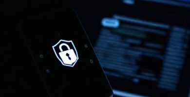 Seguridad digital: chat cifrado y protegido
