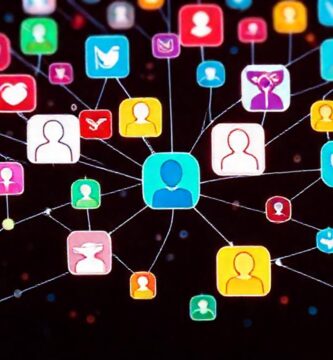 Redes sociales conectan y comparten digitalmente
