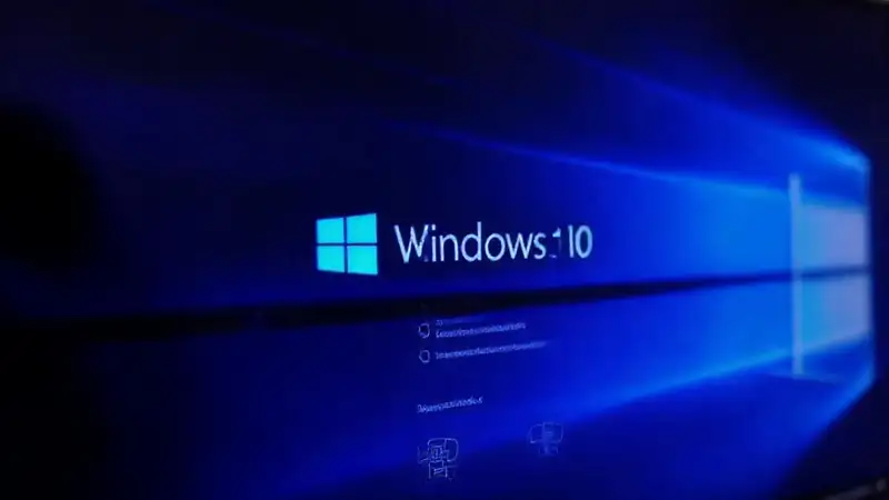 Escritorio de PC moderno, diseño minimalista