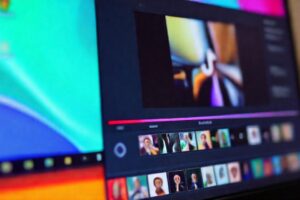 TikTok presenta una interfaz dinámica y colorida